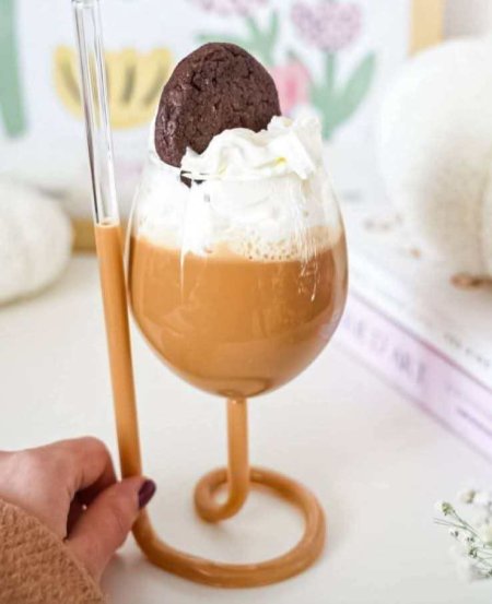 كاسة مع مصاصة سعة 380 ml