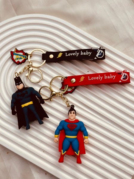 سوبر مان وبات مان