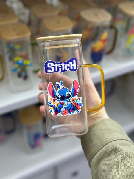 ستيتش بين الزهور