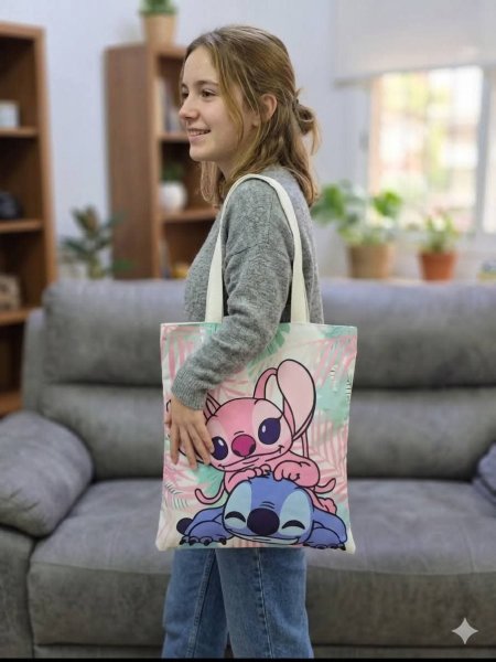 شنطة مميزة برسومات مختلفة لستيتش